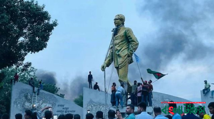 মুজিববর্ষ: ১০ হাজারের বেশি ম্যুরাল-ভাস্কর্যে ব্যয় ধরা হয় ৪ হাজার কোটি টাকা